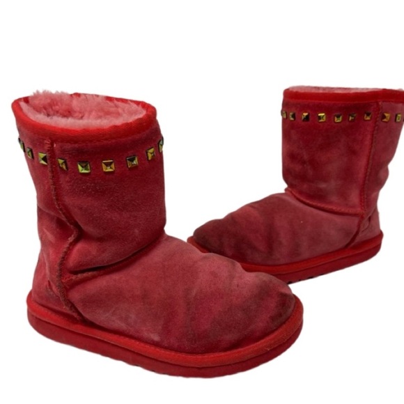 UGG Australia kids red pull on boots with studs size 1 - Picture 1 of 10